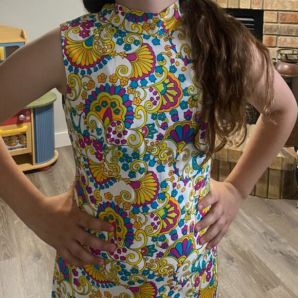 94 (VWC) Vintage. Womens. Handcrafted. Wild Paisley. Dress. - Picture 14 of 16